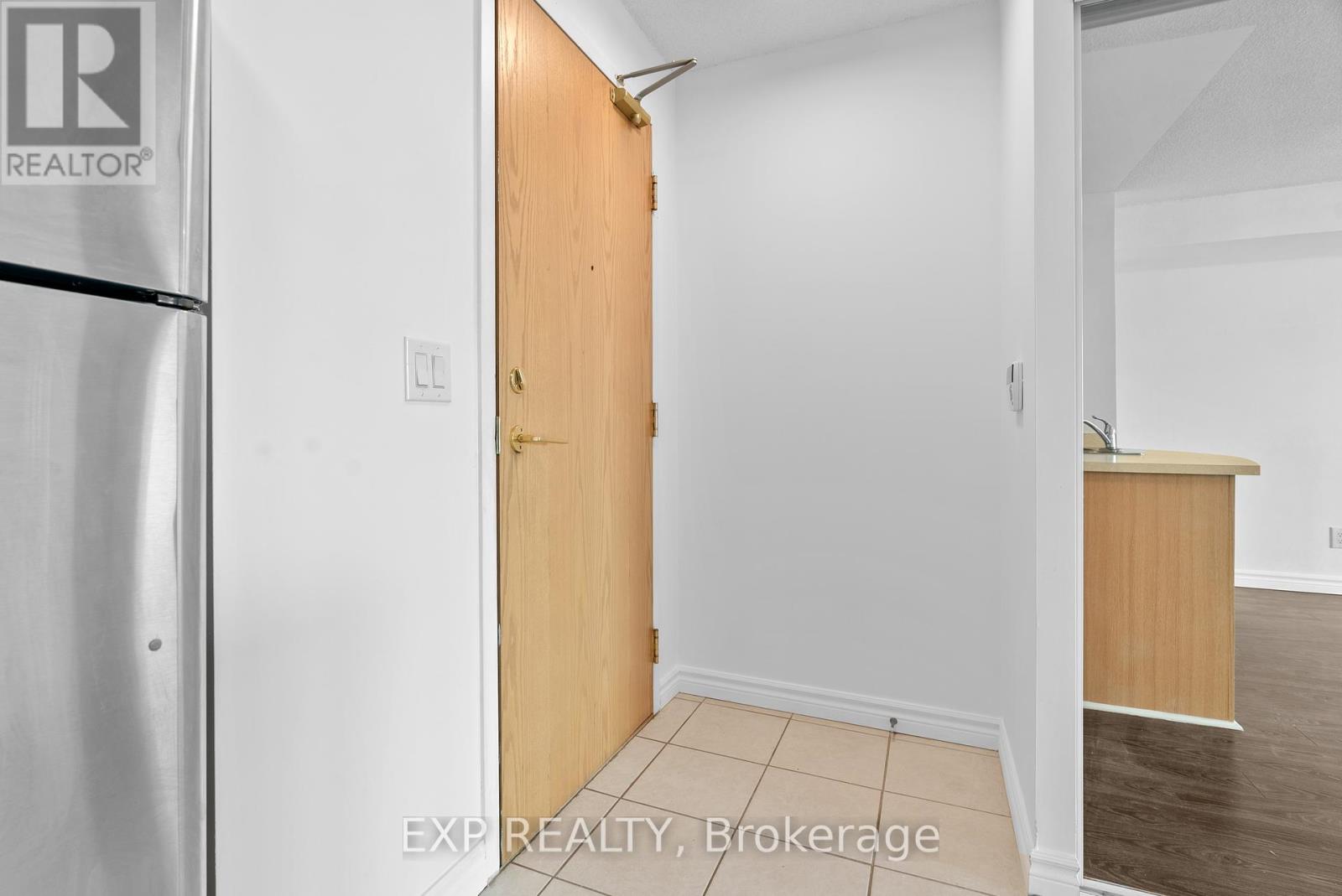 2511 - 5508 Yonge Street, Toronto (Willowdale West), Ontario  M2N 7L2 - Photo 9 - C12101791