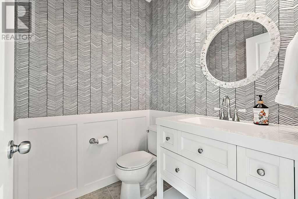 402 Crystal Green Manor, Okotoks, Alberta  T1S 0A3 - Photo 7 - A2204160