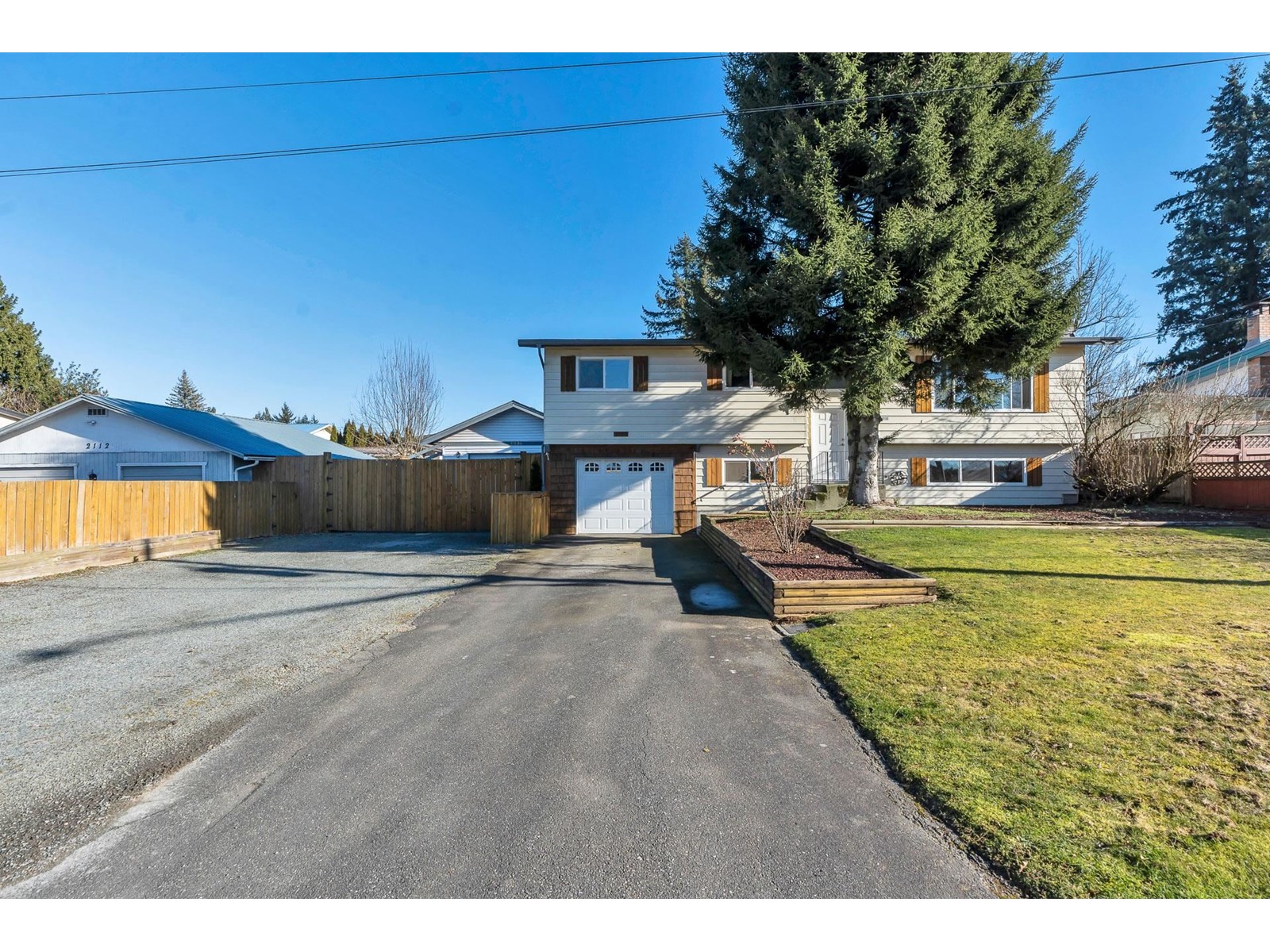 Property at 2096 MARTENS STREET image 5
