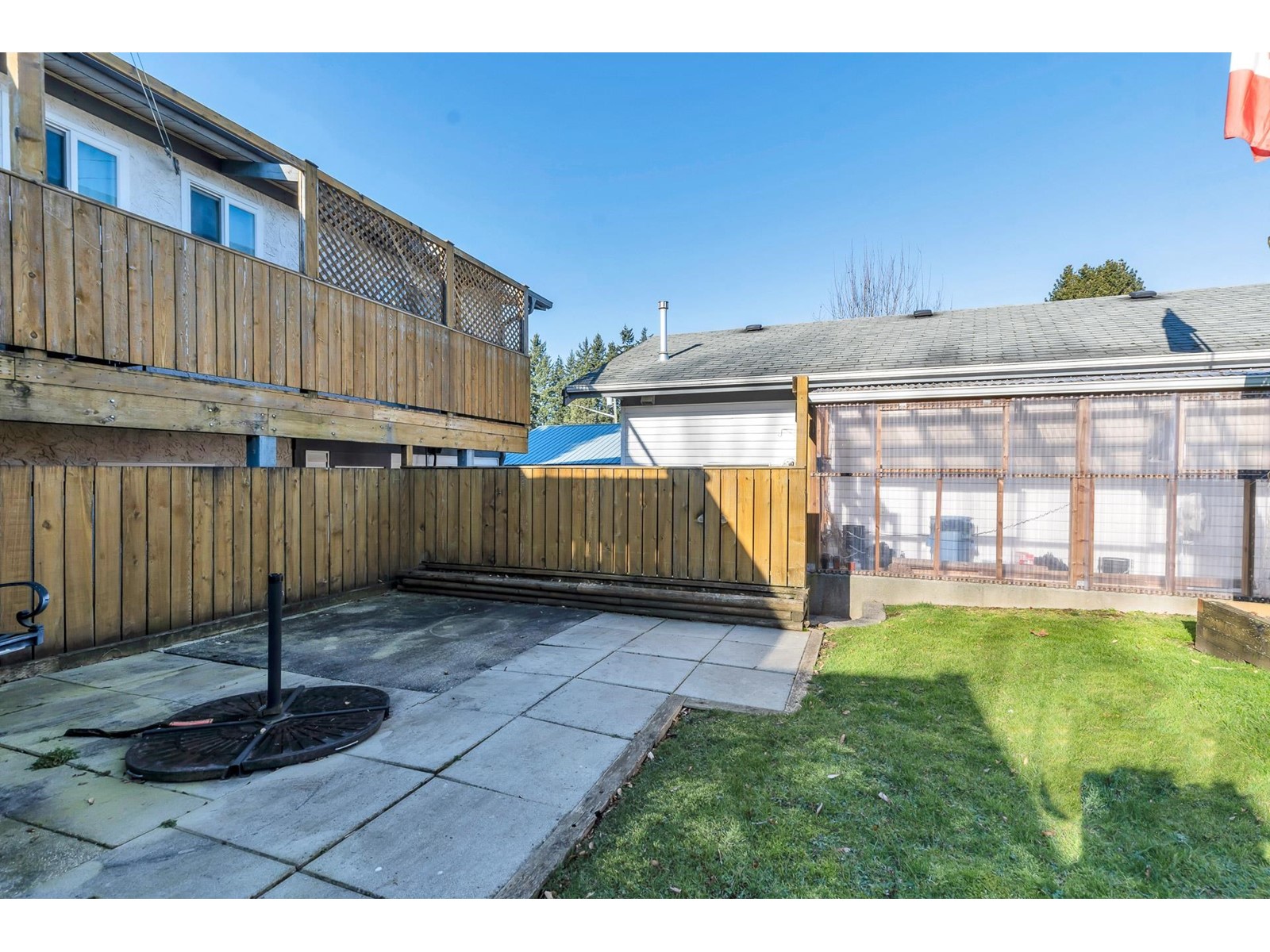 Property at 2096 MARTENS STREET image 2