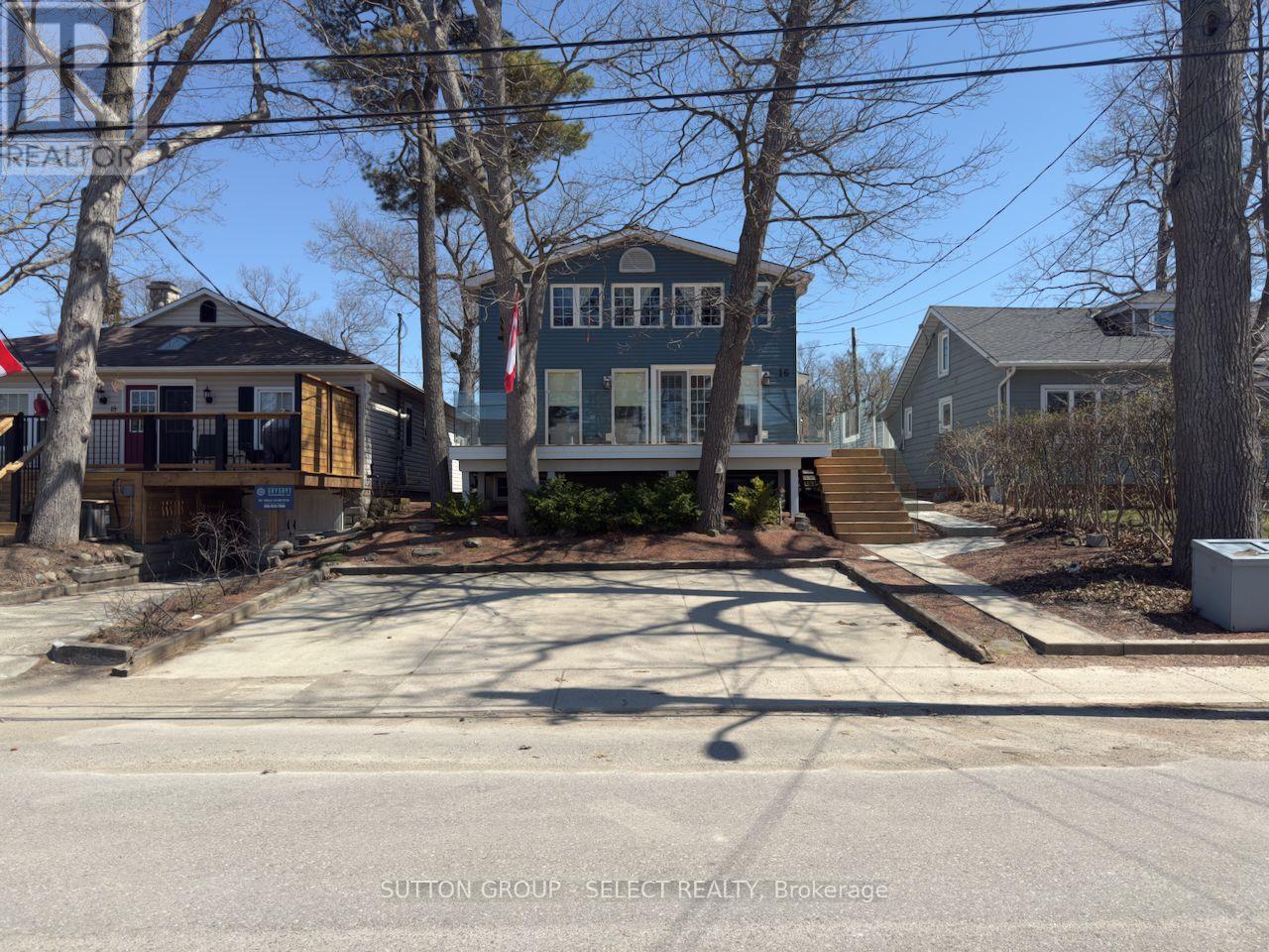 Photo 5 of 41 for 16 Huron Avenue