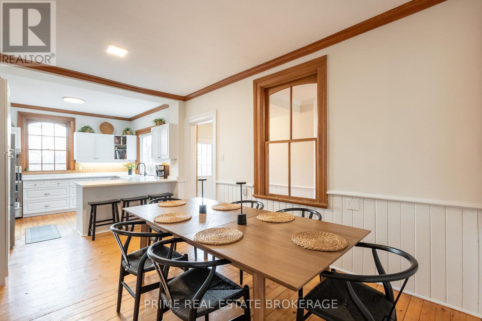 1499 Westdel Bourne Road, London South, Ontario  N6K 4R1 - Photo 14 - X12101976
