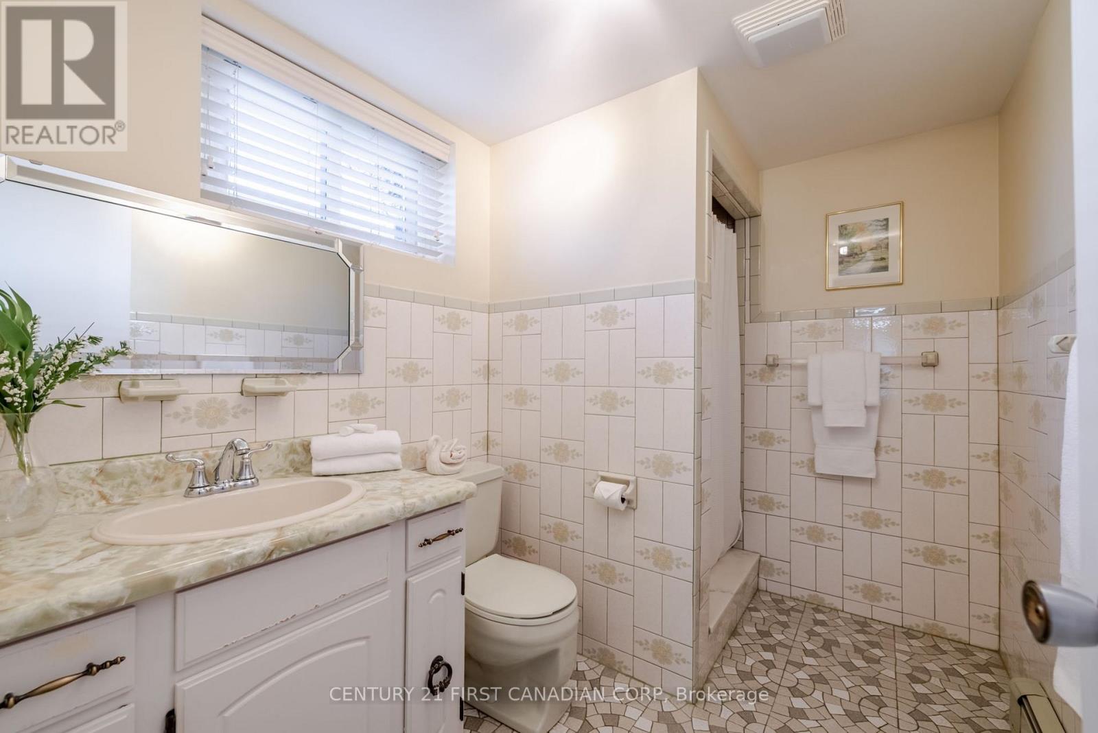 758 Cheapside Street, London East (East C), Ontario  N5Y 3Y8 - Photo 23 - X12102006