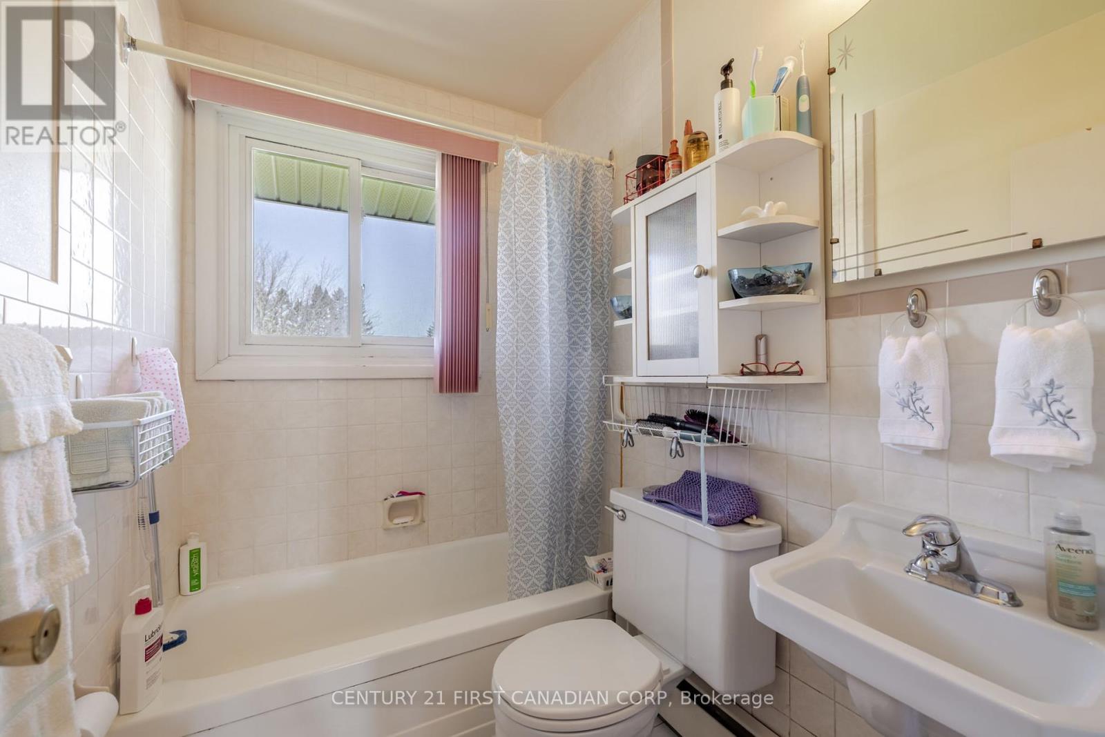 758 Cheapside Street, London East (East C), Ontario  N5Y 3Y8 - Photo 35 - X12102006