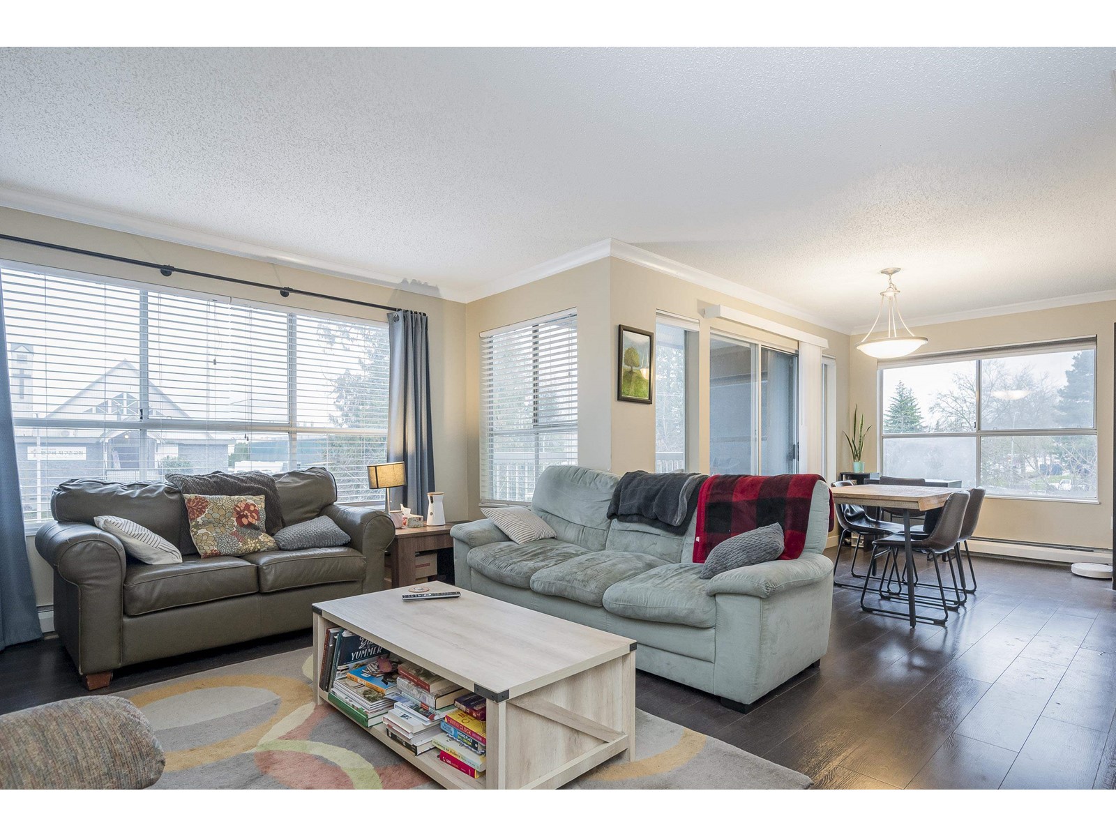 206 5664 200 Street, Langley, British Columbia  V3A 1M8 - Photo 3 - R2974987