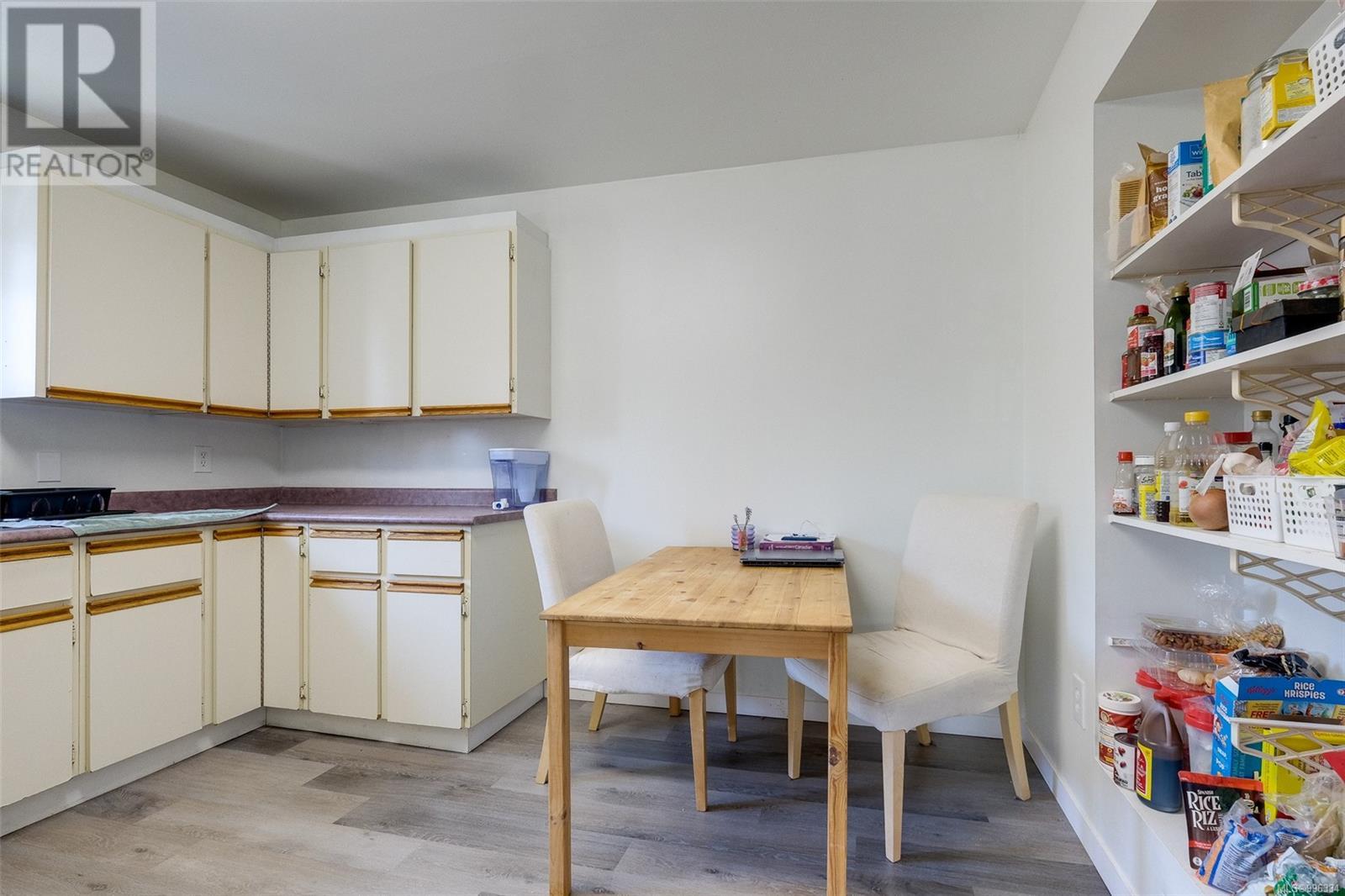 Property at 760 Wilson St image 1