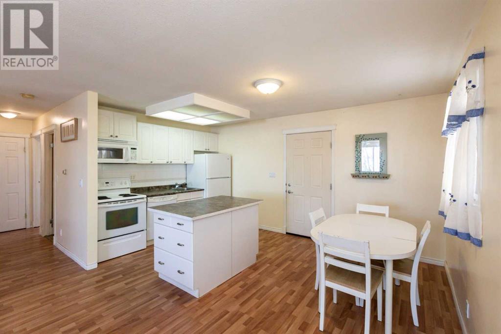 Property at 1017, 25054 South Pine Lake Road image 3
