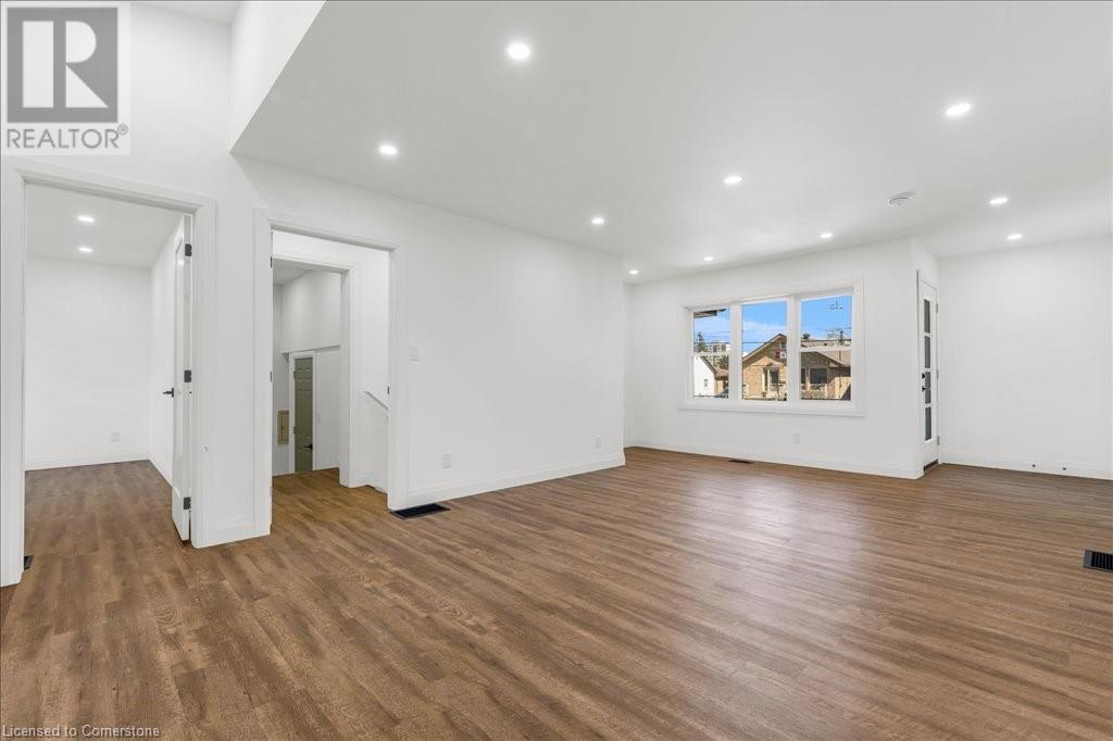 Property at 42 HIXON Road image 3