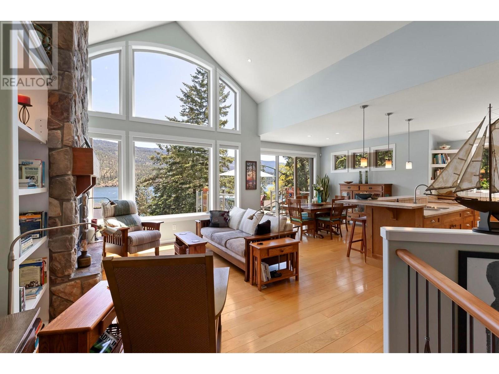 Property at 18451 Crystal Waters Road Unit# 32 image 2