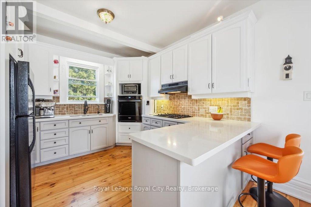 572 Woolwich Street, Guelph, Ontario  N1H 3Y2 - Photo 18 - X12101953