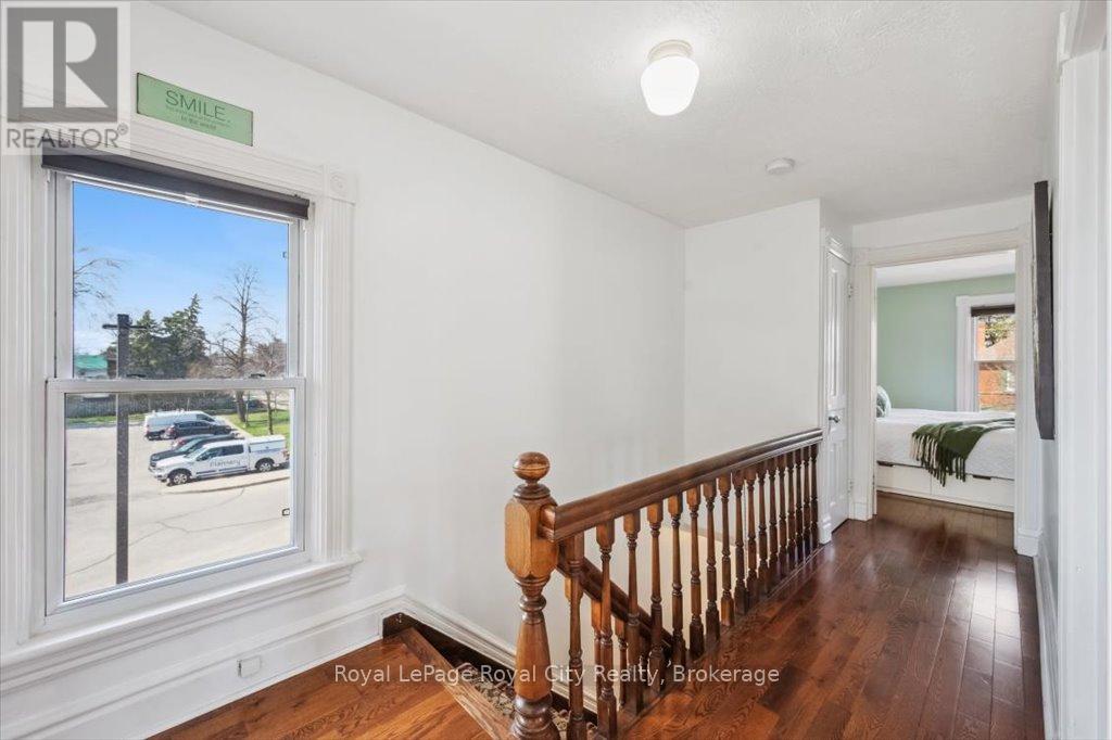 572 Woolwich Street, Guelph, Ontario  N1H 3Y2 - Photo 25 - X12101953