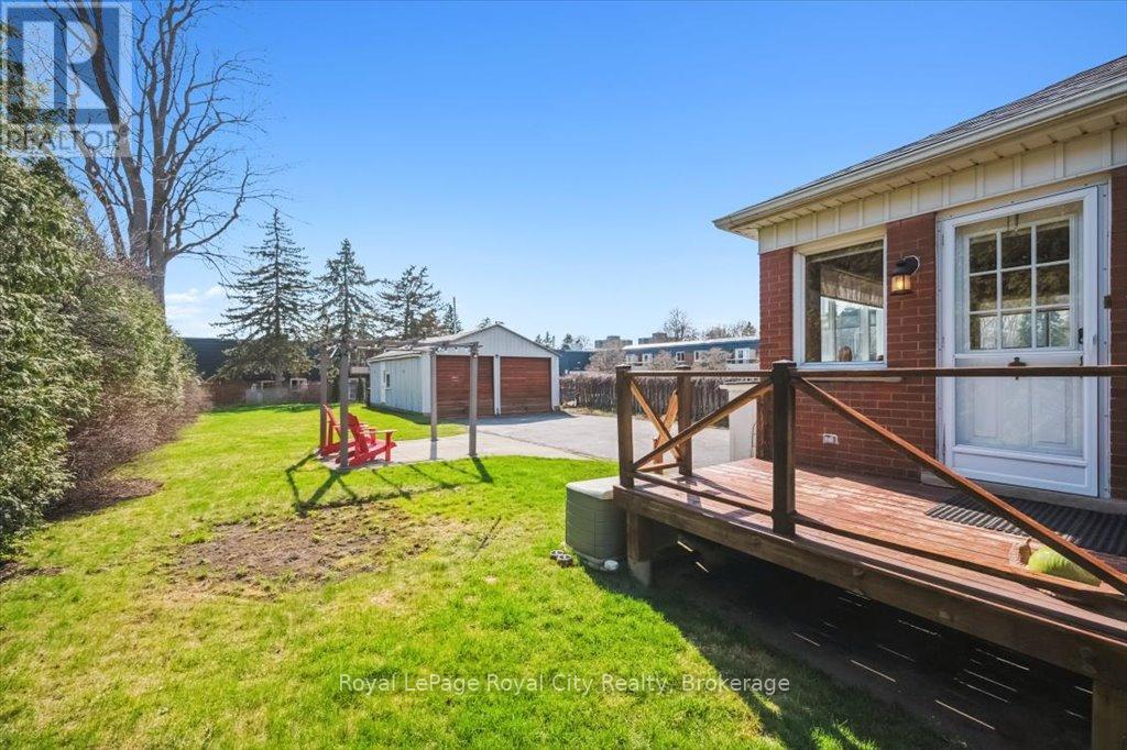 572 Woolwich Street, Guelph, Ontario  N1H 3Y2 - Photo 38 - X12101953