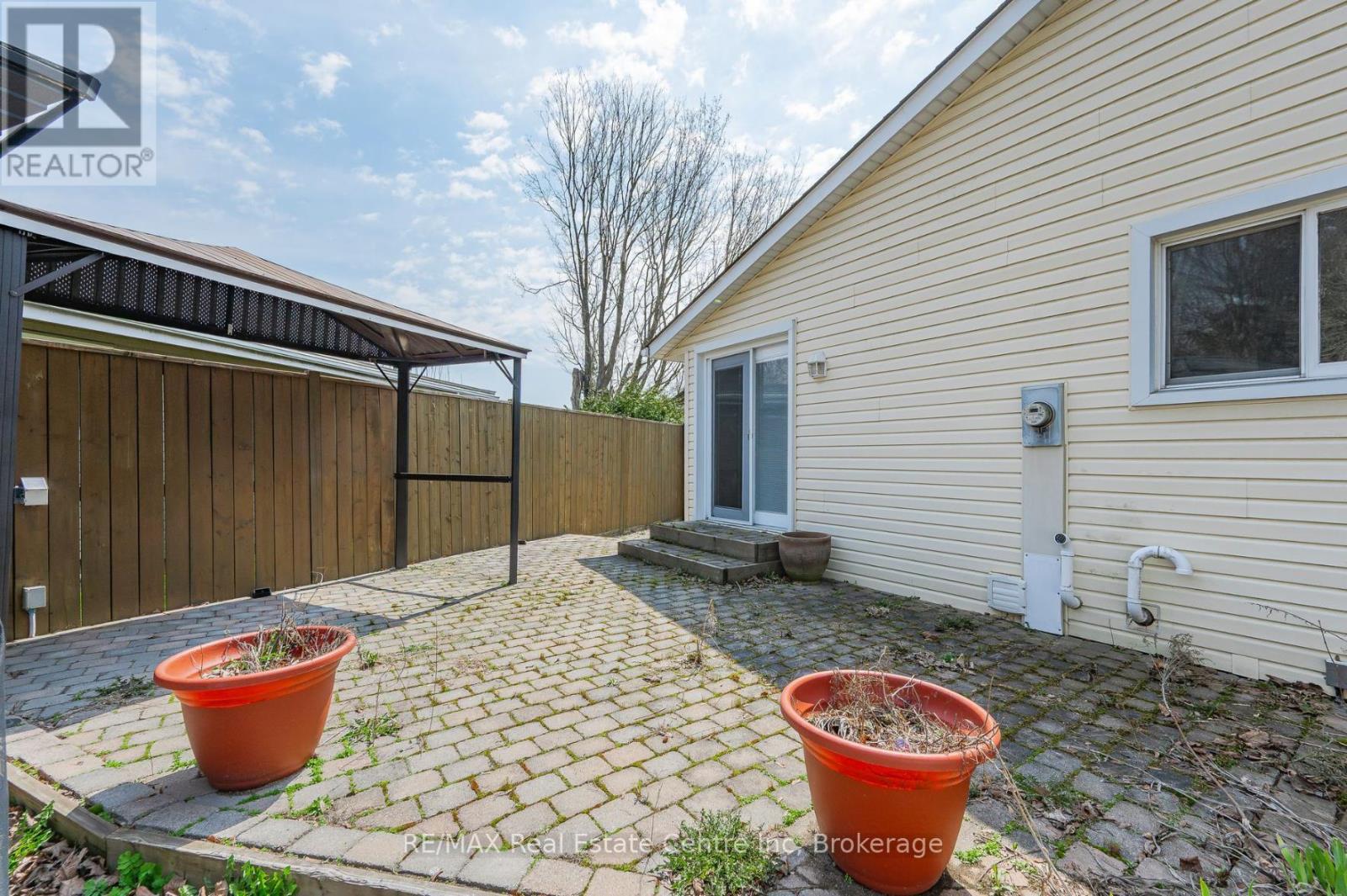 6 Stirling Place, Guelph, Ontario  N1H 6W2 - Photo 27 - X12101969