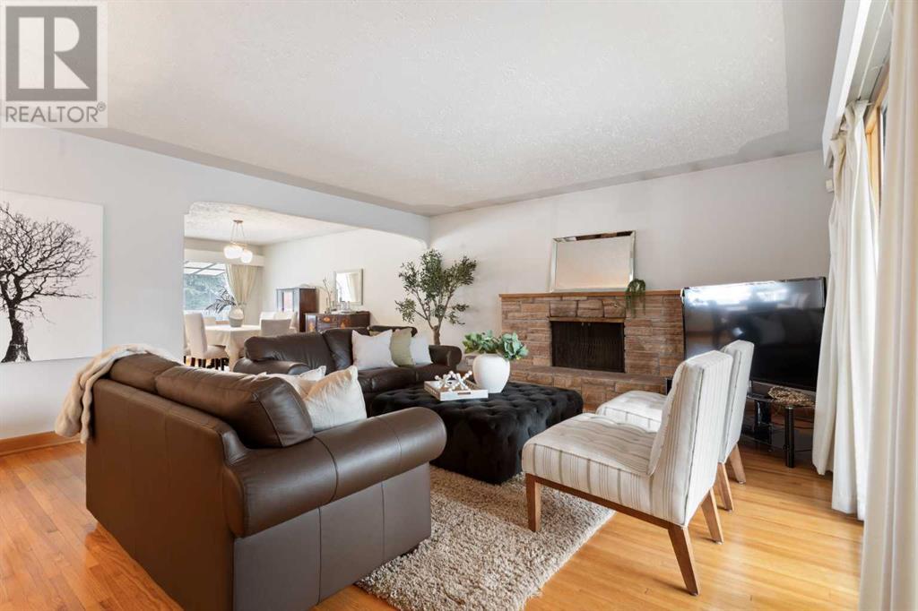 1738 Suffolk Street, Calgary, Alberta  T3C 2N2 - Photo 8 - A2210011