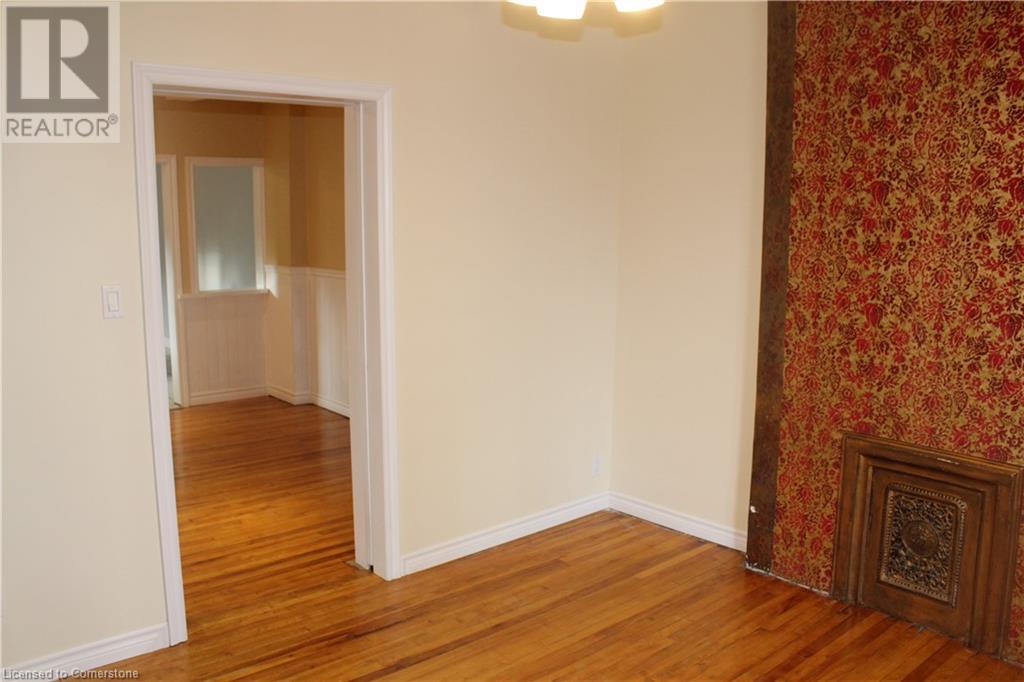29 Oxford Street, Hamilton, Ontario  L8R 2W9 - Photo 11 - 40721094