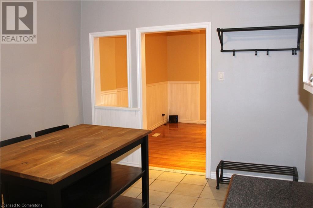 29 Oxford Street, Hamilton, Ontario  L8R 2W9 - Photo 3 - 40721094