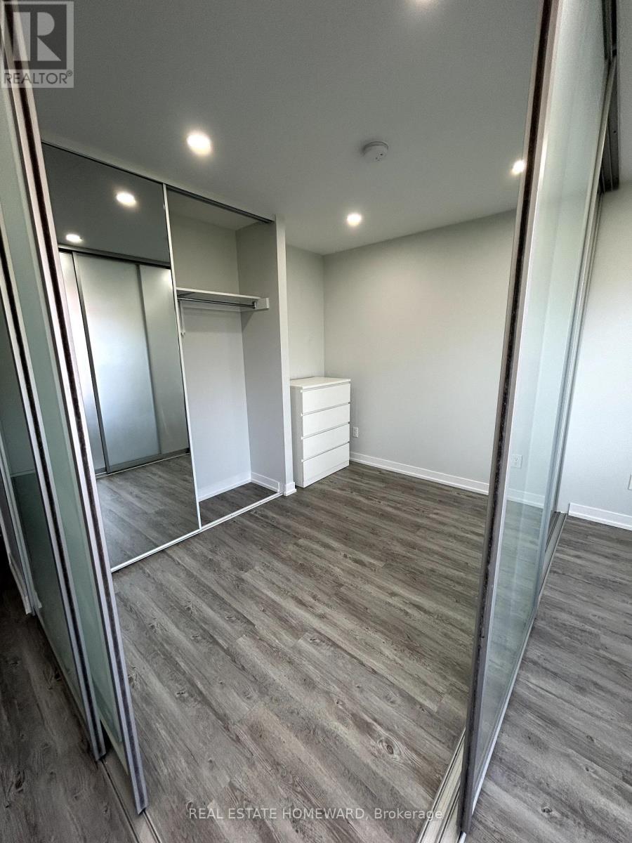 804 - 15 Walmer Road, Toronto, Ontario  M5R 2X1 - Photo 6 - C12101901