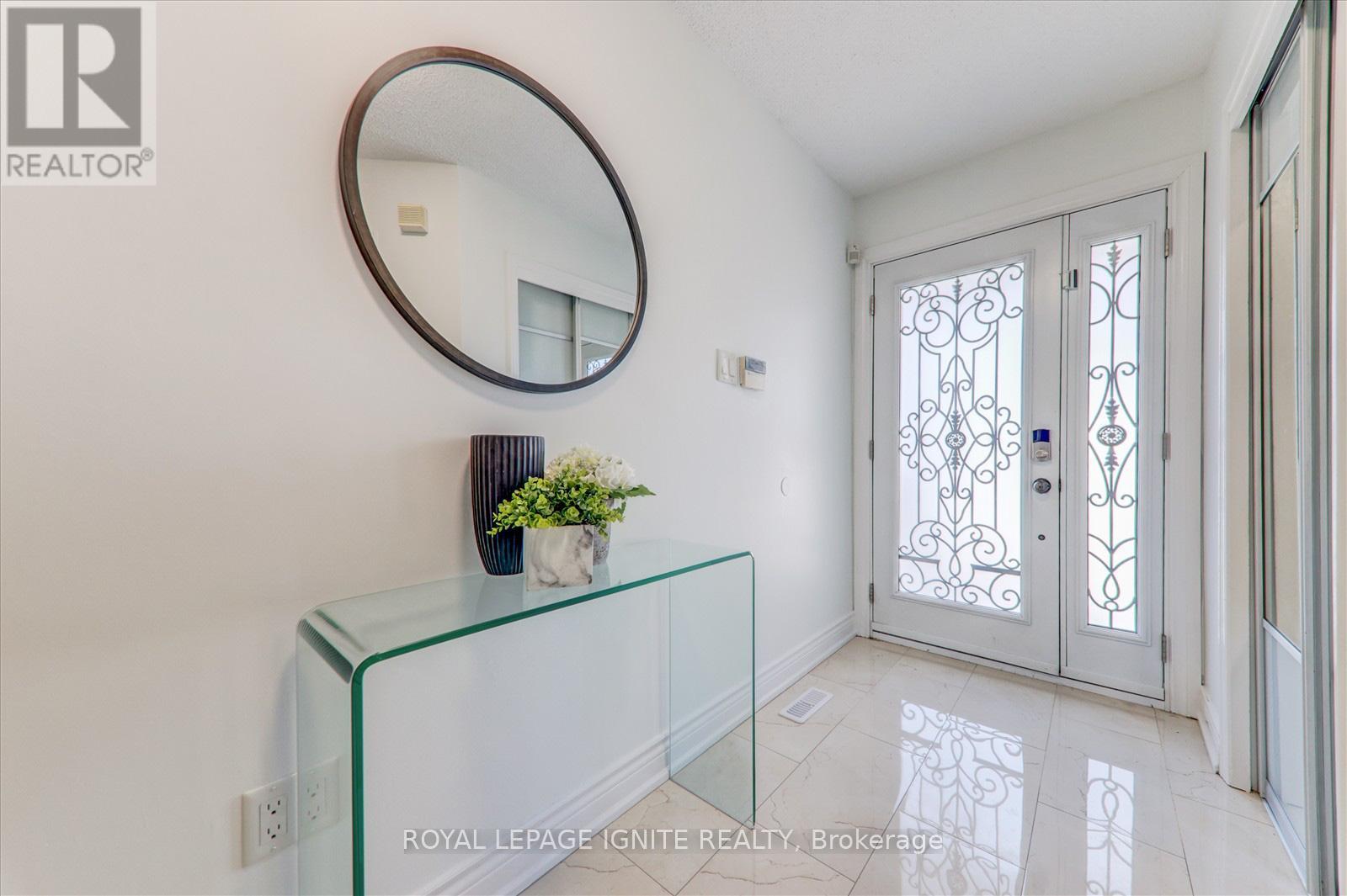 Property at 50 CALVERLEY TRAIL image 3