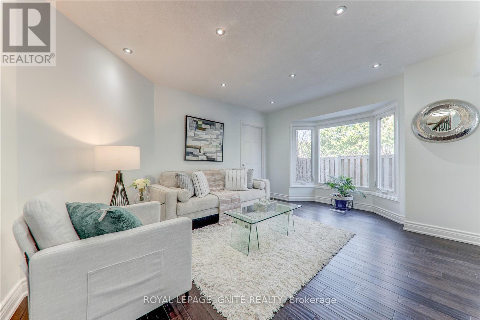 Property at 50 CALVERLEY TRAIL image 4