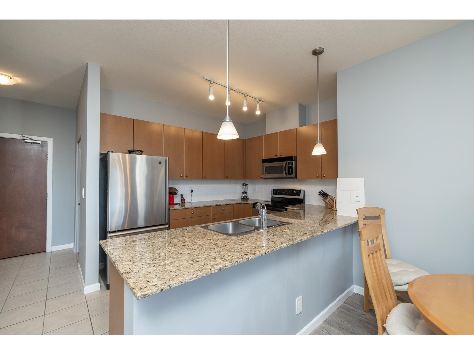 430 15380 102a Avenue, Surrey, British Columbia  V3R 0B3 - Photo 8 - R2993986