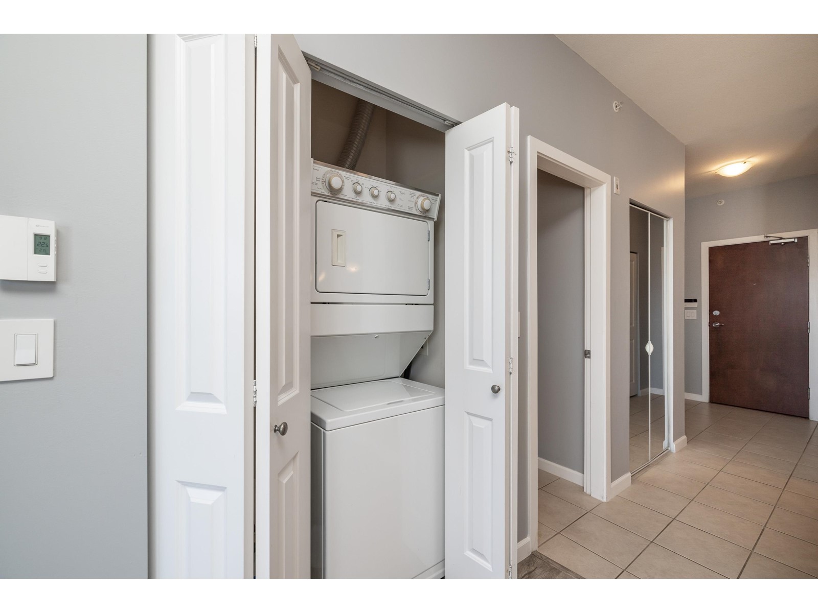430 15380 102a Avenue, Surrey, British Columbia  V3R 0B3 - Photo 24 - R2993986