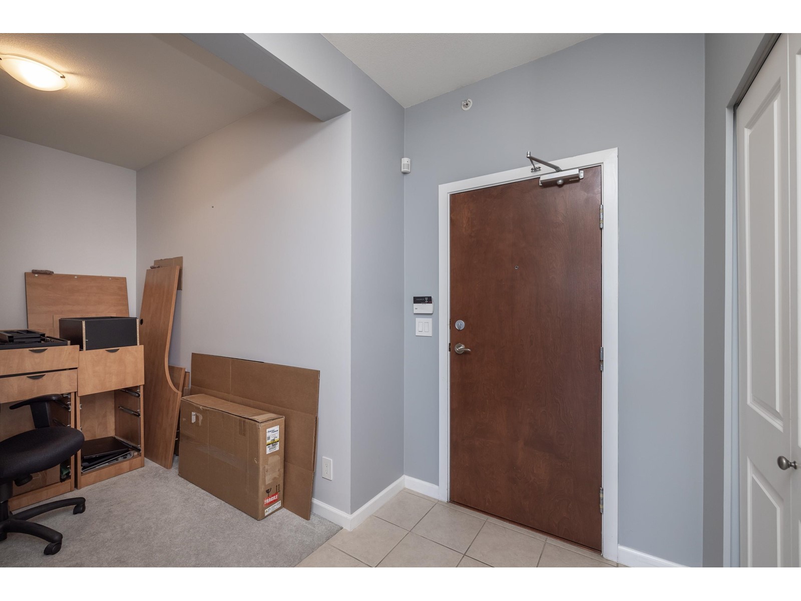 430 15380 102a Avenue, Surrey, British Columbia  V3R 0B3 - Photo 25 - R2993986
