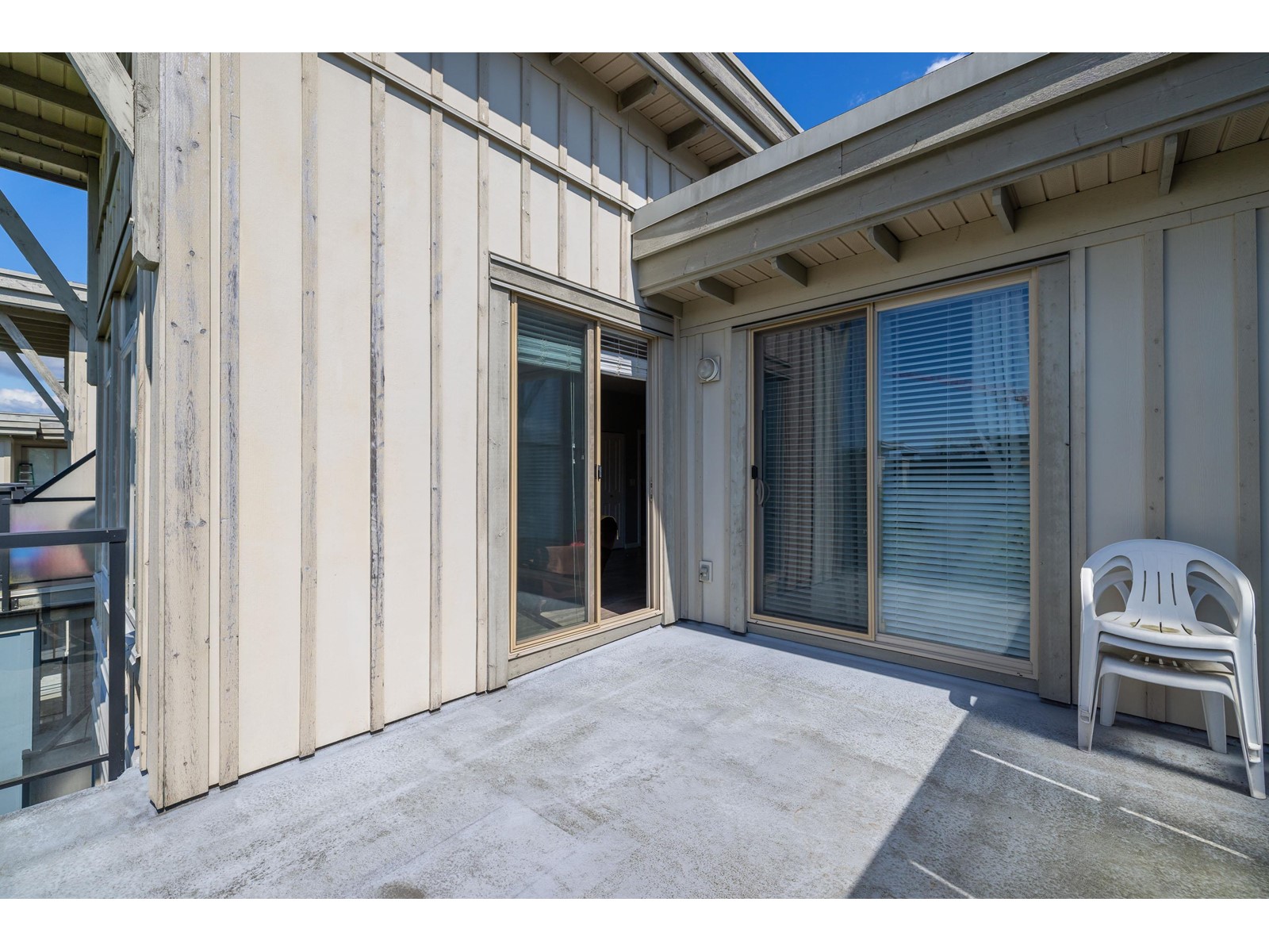 430 15380 102a Avenue, Surrey, British Columbia  V3R 0B3 - Photo 29 - R2993986