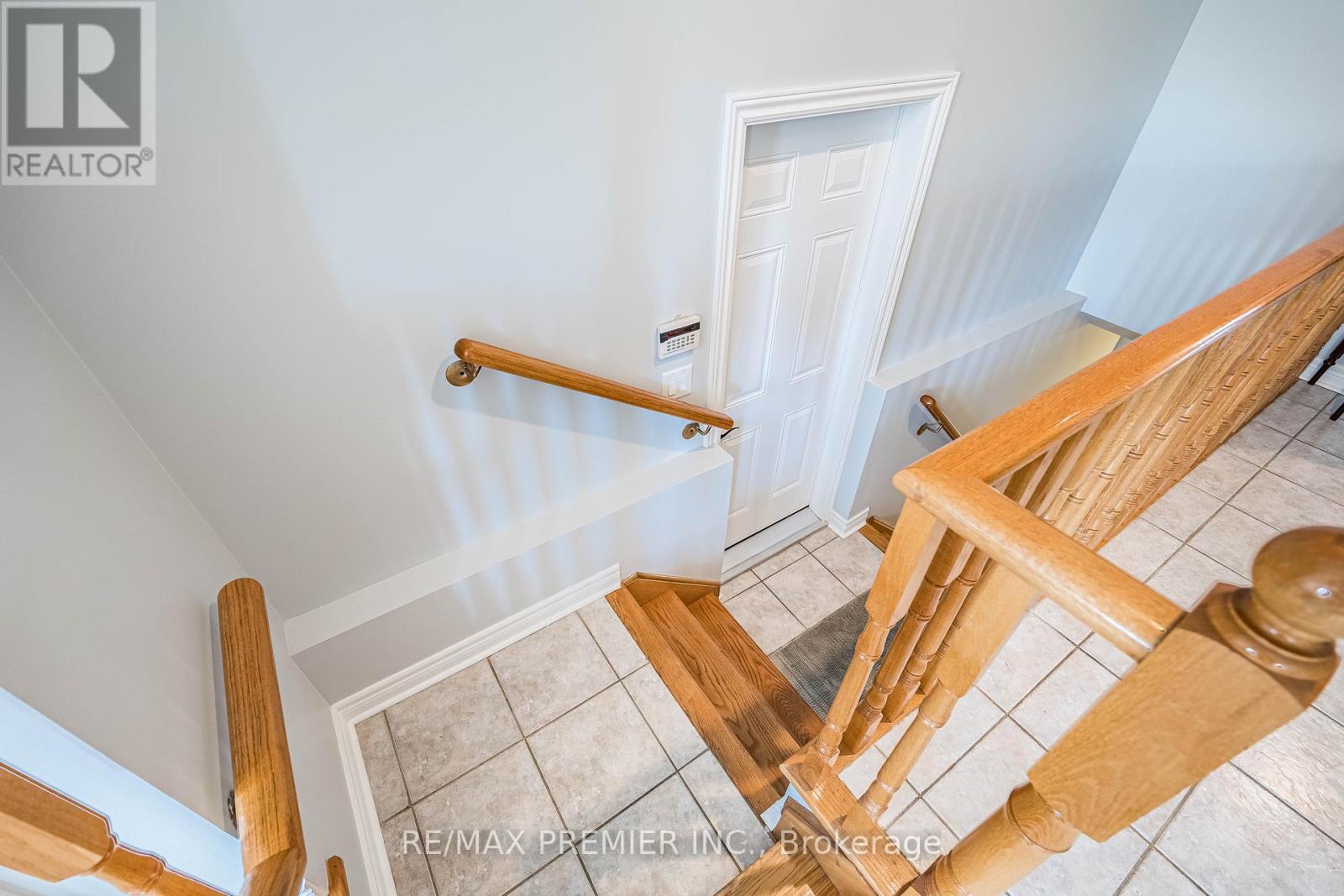 12 Amalfi Court, Vaughan, Ontario  L4L 9S2 - Photo 28 - N12101991