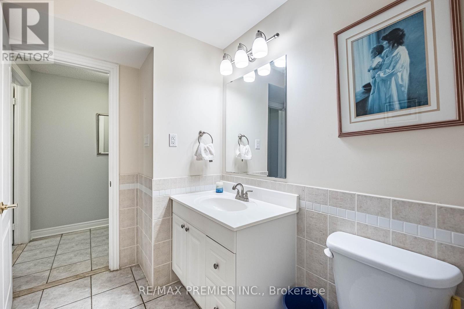 12 Amalfi Court, Vaughan, Ontario  L4L 9S2 - Photo 41 - N12101991