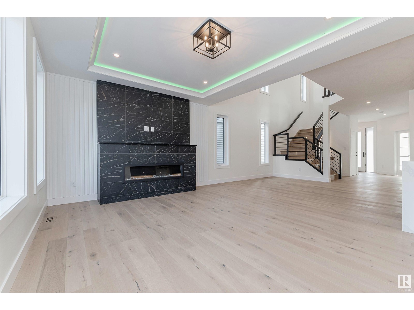 Property at 10454 142 ST NW image 1