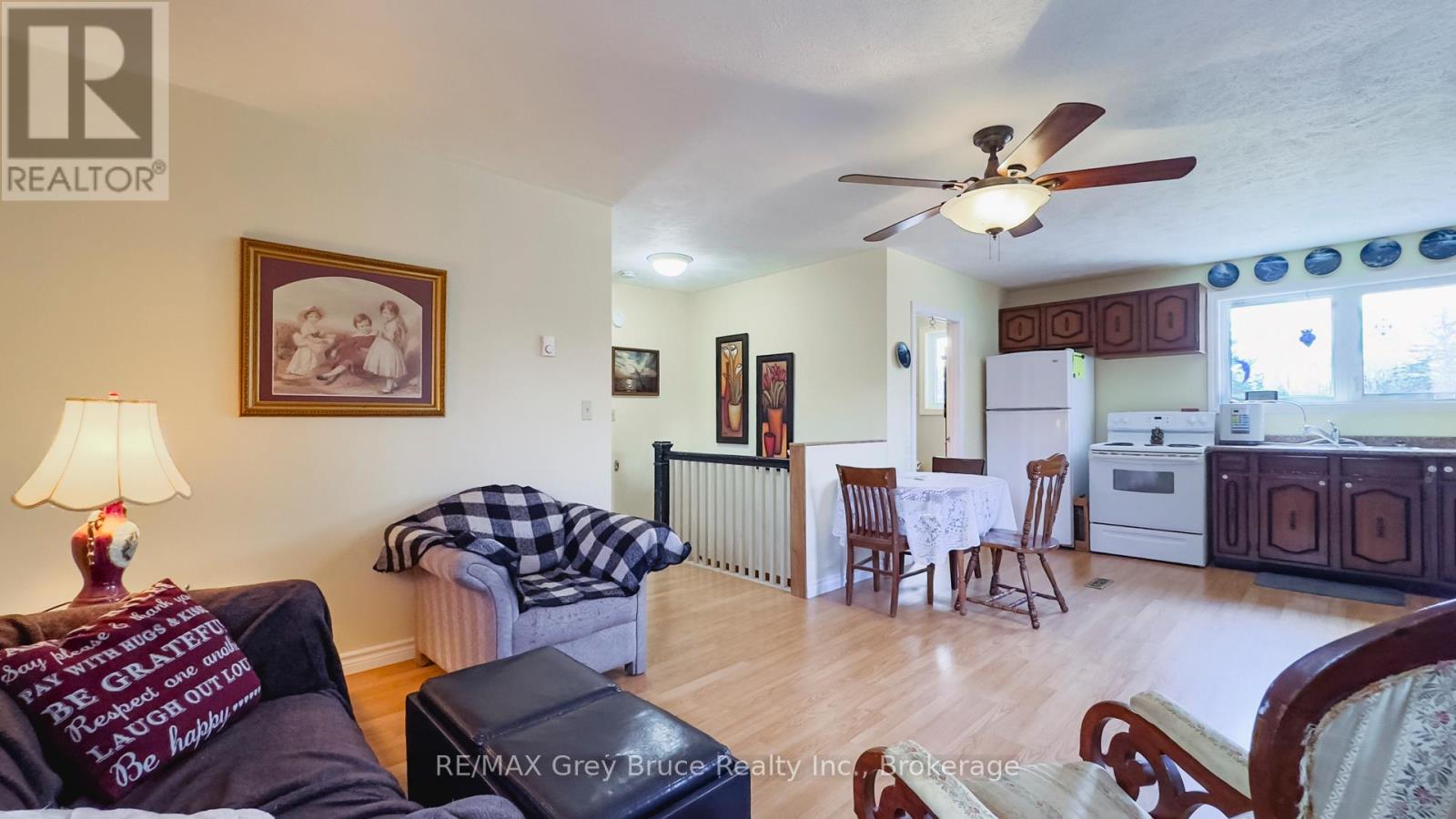 868 16th Street W, Georgian Bluffs, Ontario  N4K 6V5 - Photo 26 - X12101668