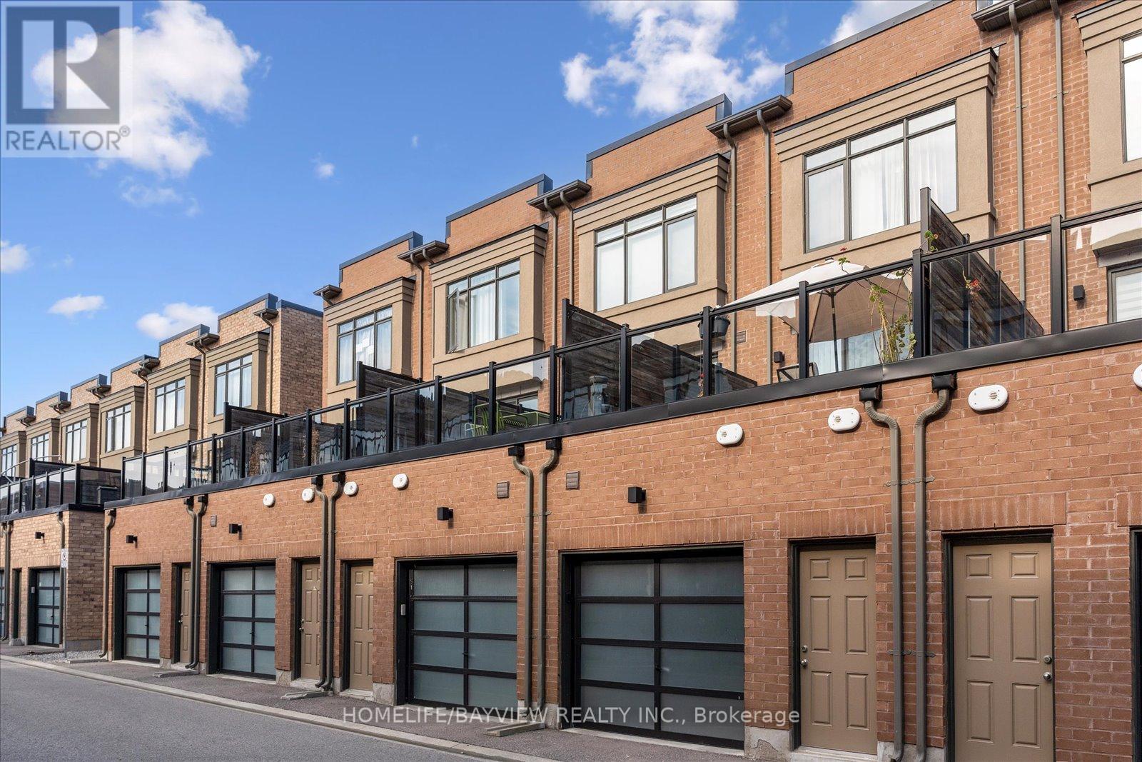 38 Troon Avenue, Vaughan, Ontario  L6A 4Z2 - Photo 42 - N12101816