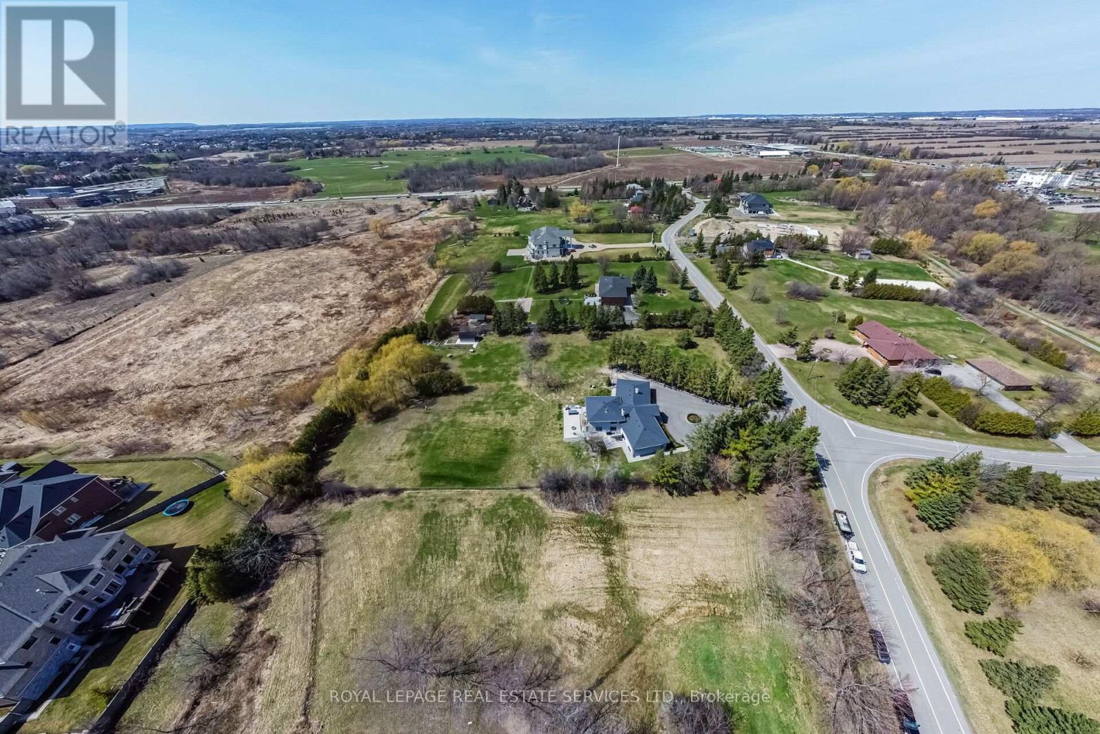 12 Julian Drive, Brampton (Bram East), Ontario  L6P 0L2 - Photo 47 - W12102003