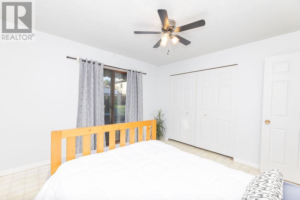 5613 Trail Avenue, Sechelt, British Columbia  V7Z 0H8 - Photo 23 - R2979700