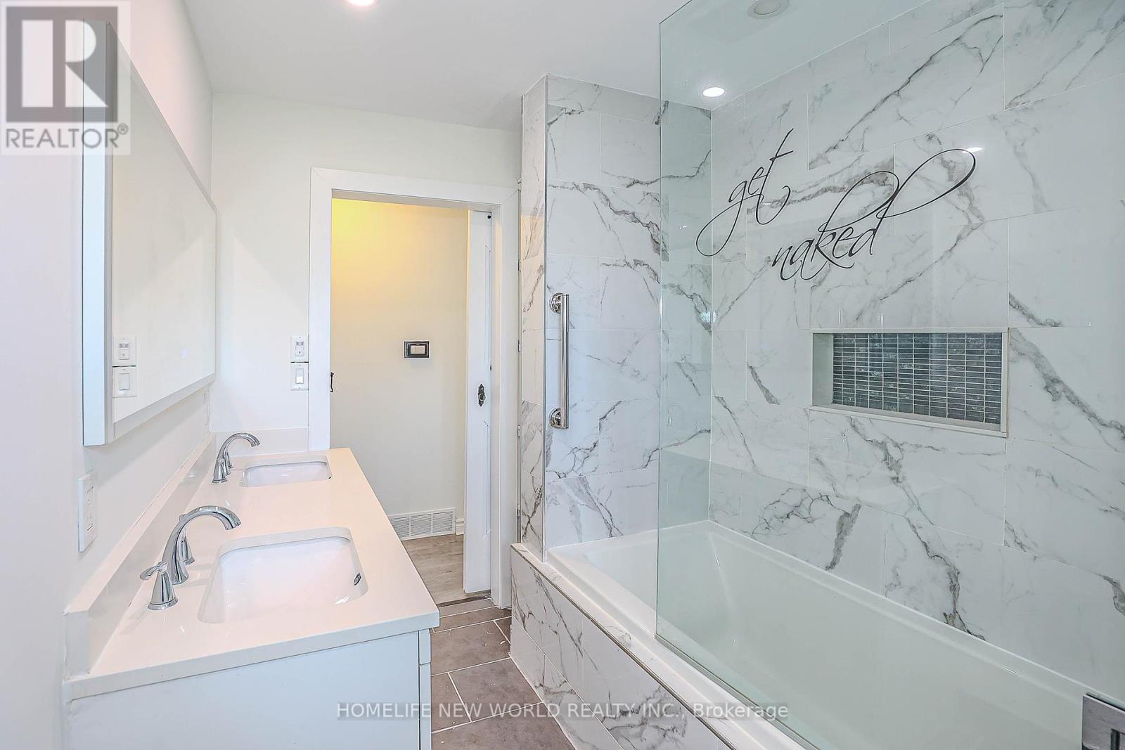 8816 Roosevelt Street, Niagara Falls, Ontario  L2G 7A2 - Photo 24 - X12101894