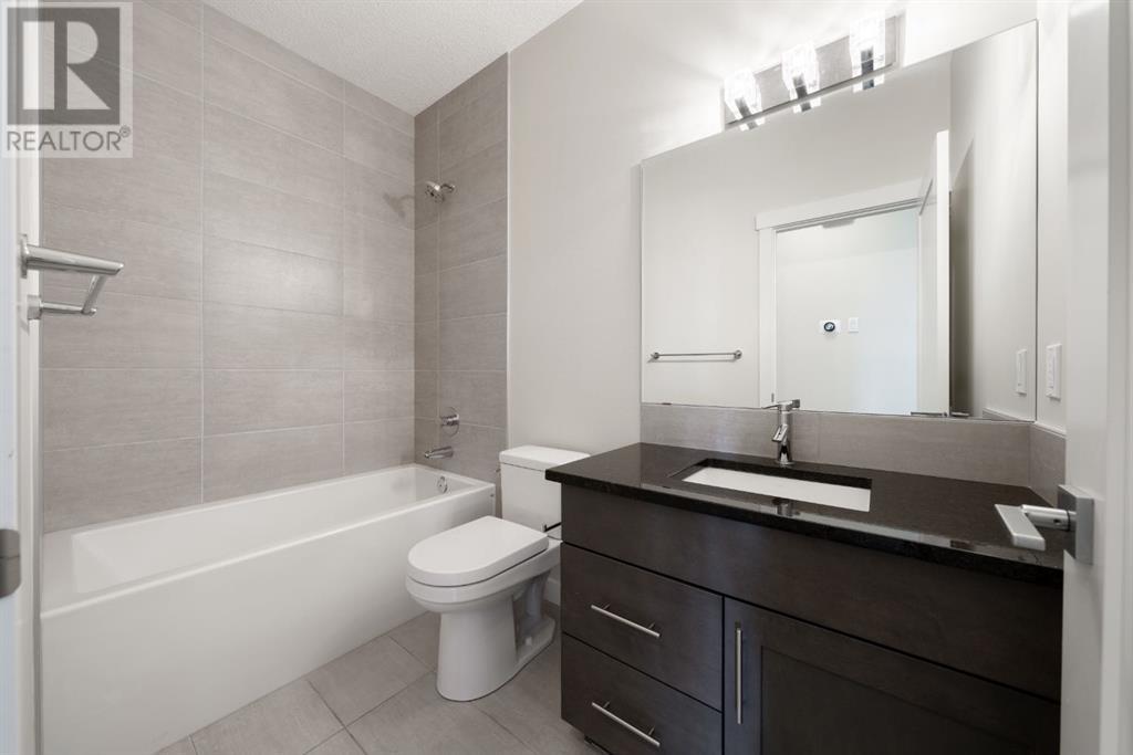 31 Sierra Morena Manor Sw, Calgary, Alberta  T3H 1S9 - Photo 6 - A2211292