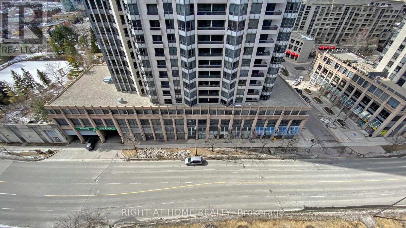 1509 - 880 Grandview Way, Toronto, Ontario  M2N 7B2 - Photo 34 - C12011940