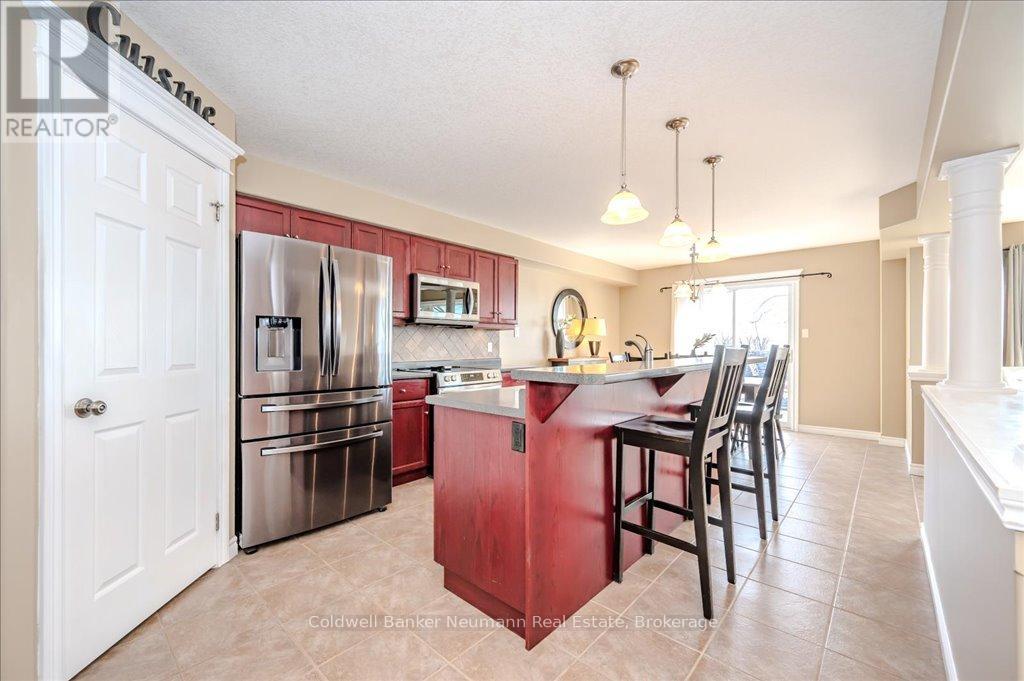 194 Milne Place, Guelph/eramosa, Ontario  N0B 2K0 - Photo 32 - X12050446