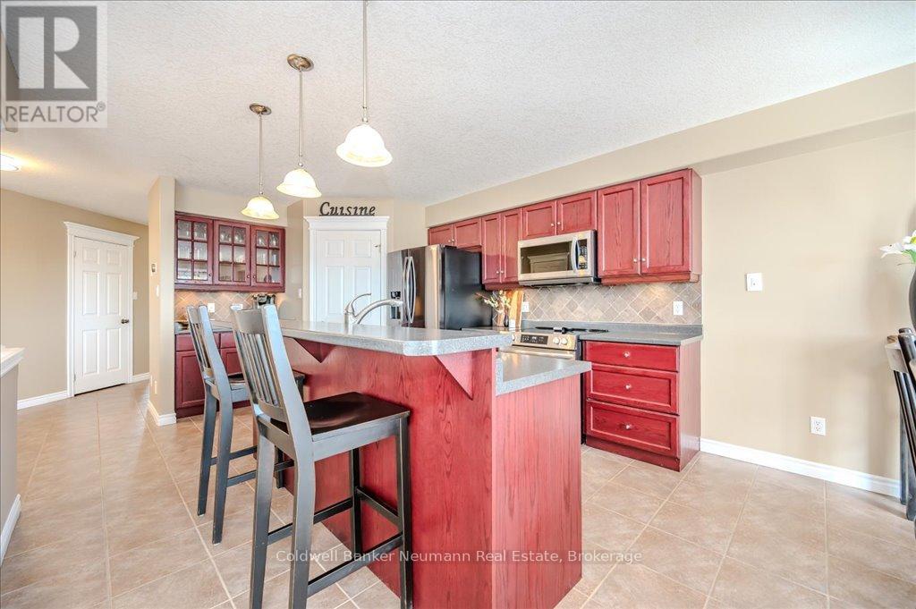 194 Milne Place, Guelph/eramosa, Ontario  N0B 2K0 - Photo 34 - X12050446
