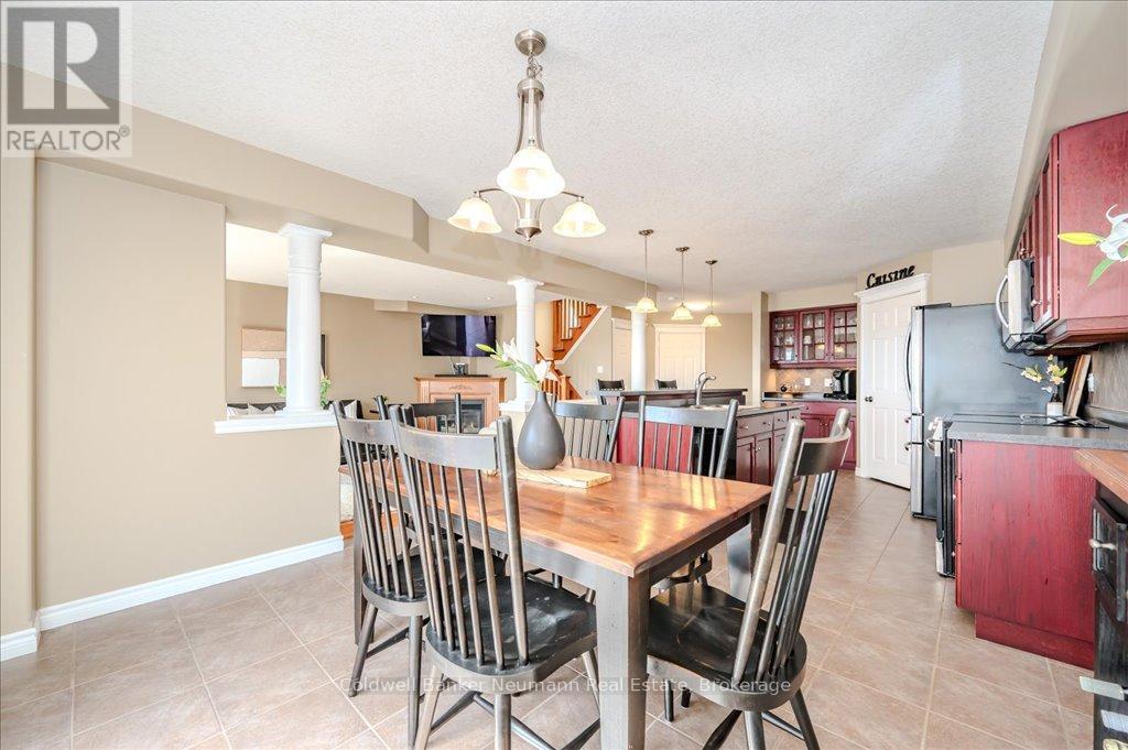 194 Milne Place, Guelph/eramosa, Ontario  N0B 2K0 - Photo 36 - X12050446