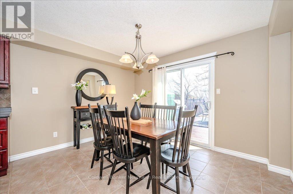 194 Milne Place, Guelph/eramosa, Ontario  N0B 2K0 - Photo 37 - X12050446