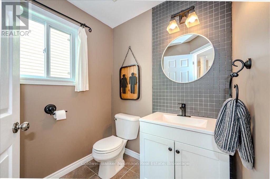 194 Milne Place, Guelph/eramosa, Ontario  N0B 2K0 - Photo 38 - X12050446