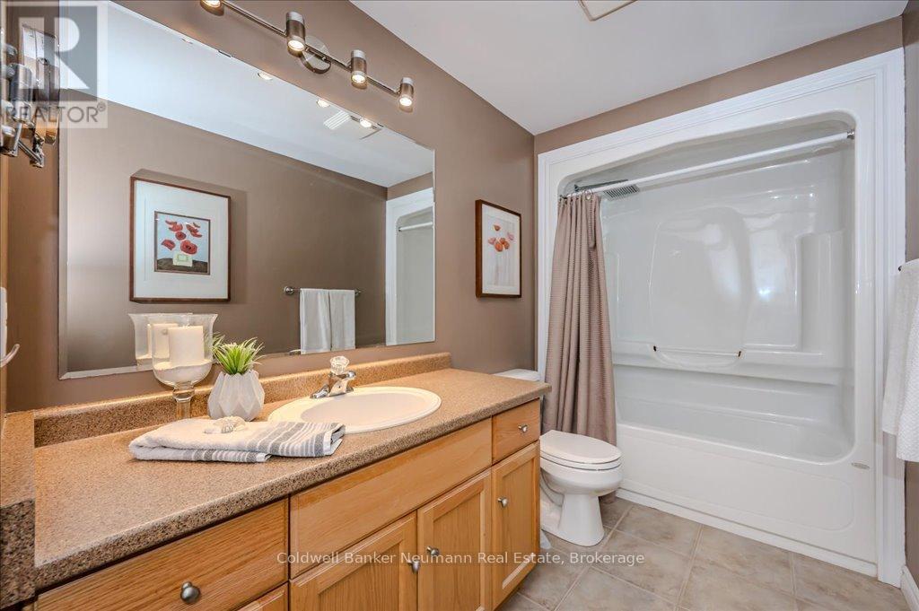 194 Milne Place, Guelph/eramosa, Ontario  N0B 2K0 - Photo 47 - X12050446