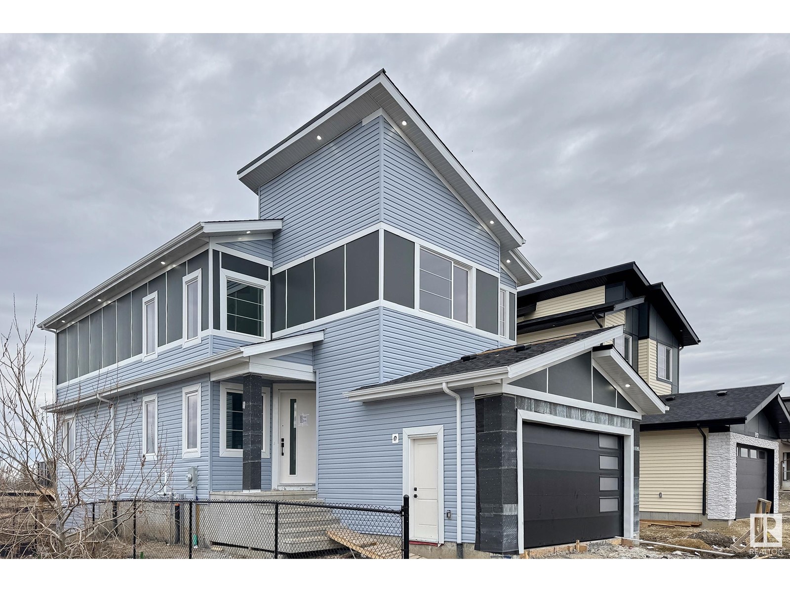 Property at 5938 17 ST NE image 3