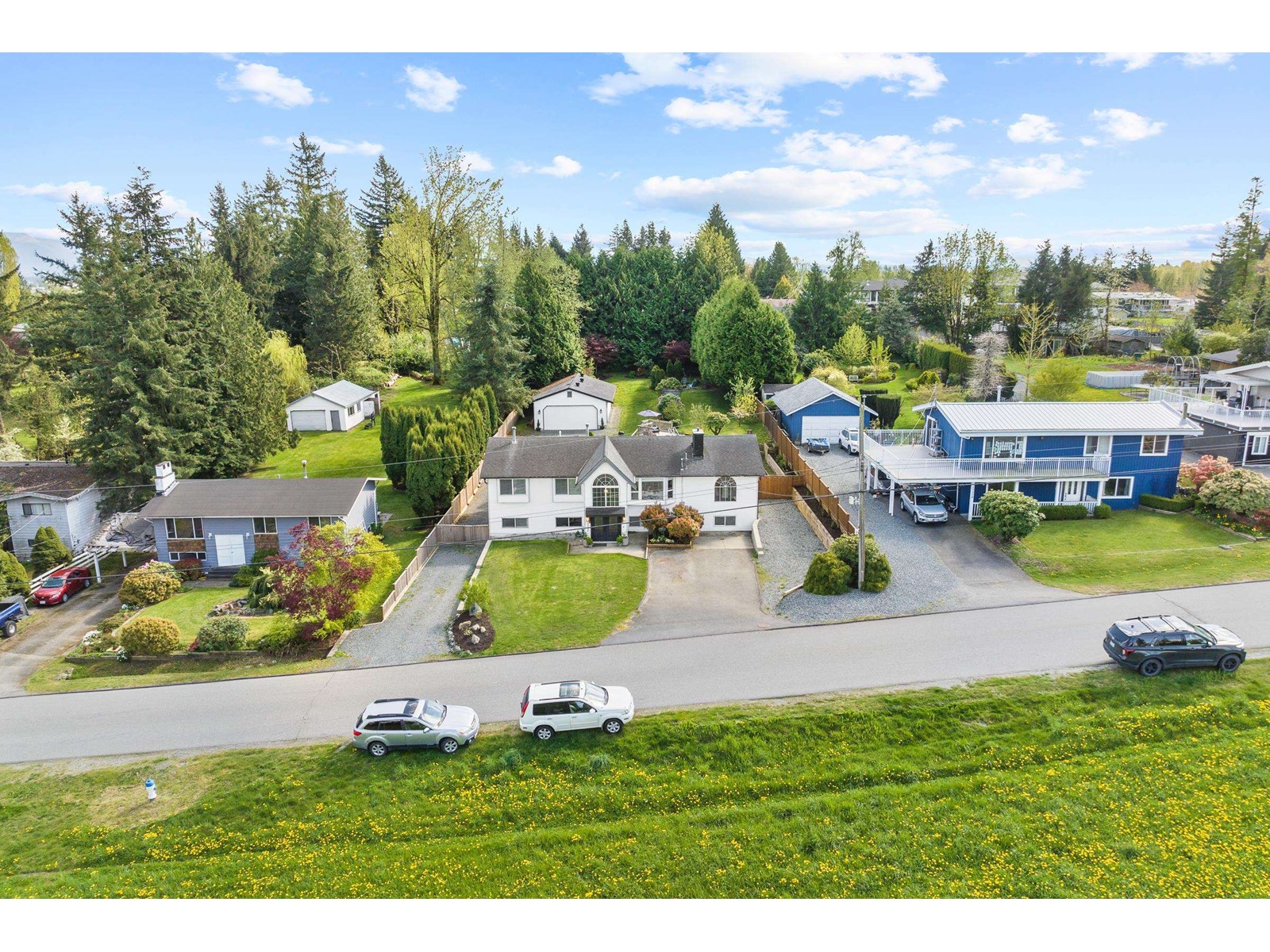 Property at 29390 DUNCAN AVENUE image 3