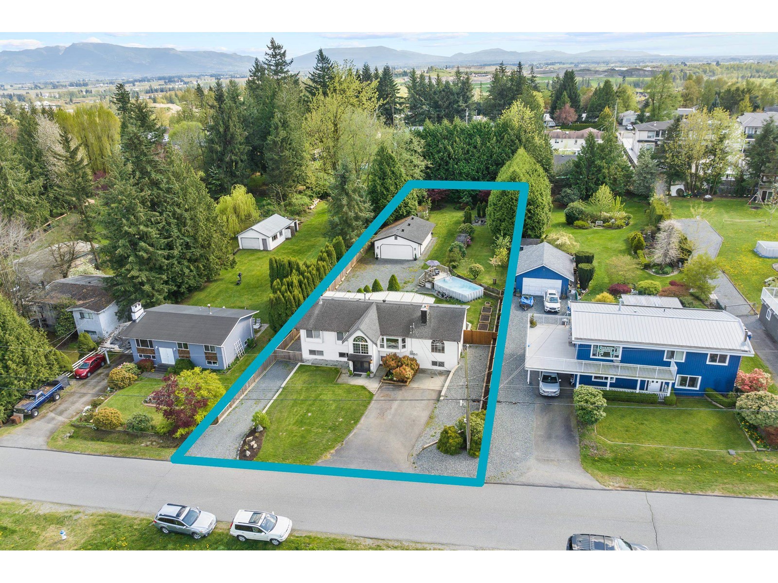 Property at 29390 DUNCAN AVENUE image 2