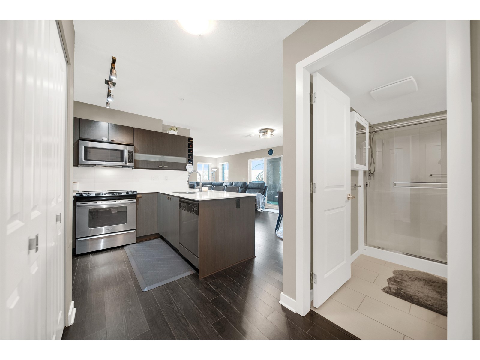 320 21009 56 Avenue, Langley, British Columbia  V3A 0C9 - Photo 6 - R2993929