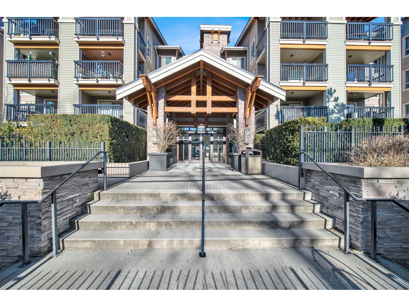 320 21009 56 Avenue, Langley, British Columbia  V3A 0C9 - Photo 2 - R2993929
