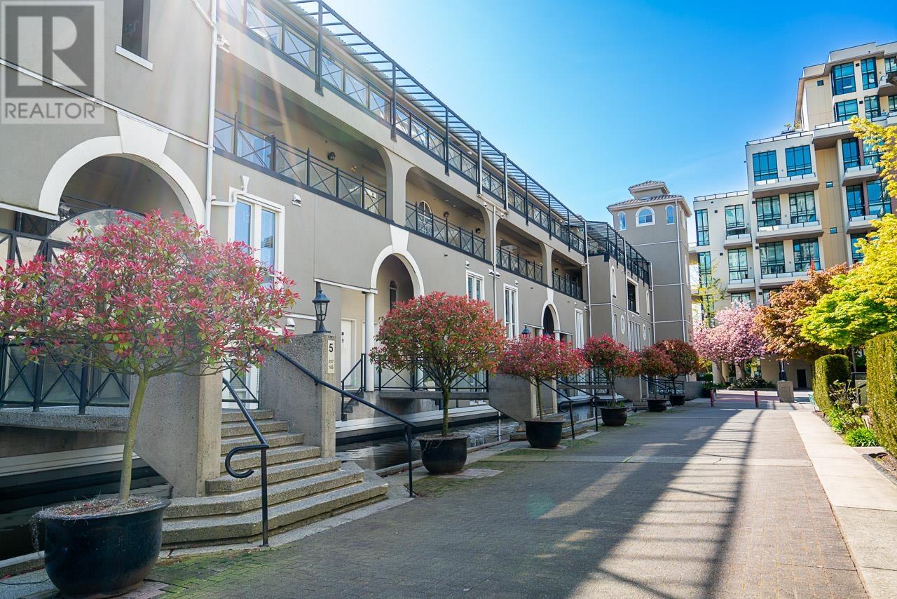 409 3 Renaissance Square, New Westminster, British Columbia  V3M 6K4 - Photo 36 - R2993720