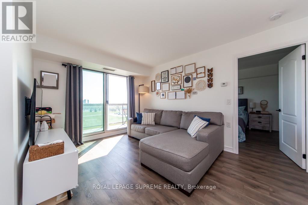 710 - 1030 Sheppard Avenue W, Toronto, Ontario  M3H 6C1 - Photo 11 - C12102049